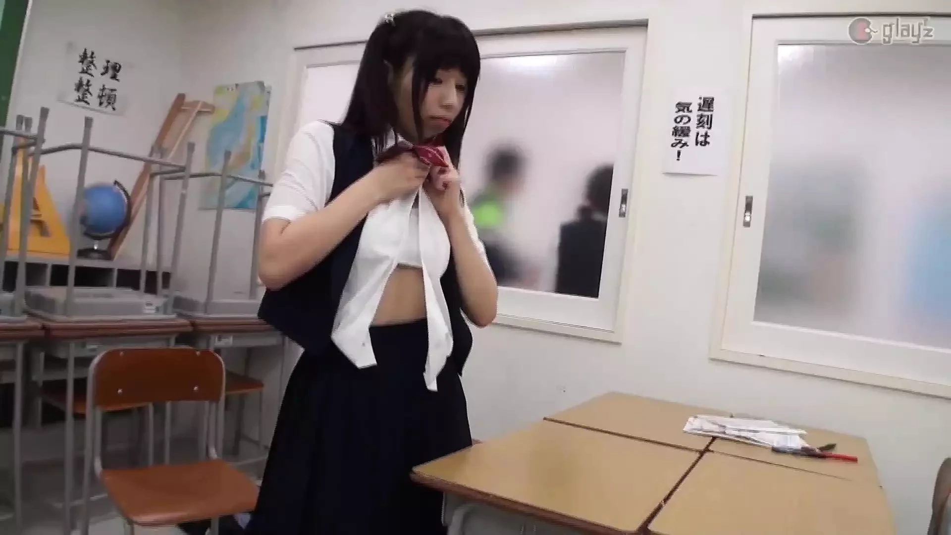 繰り返す教師投稿映像5