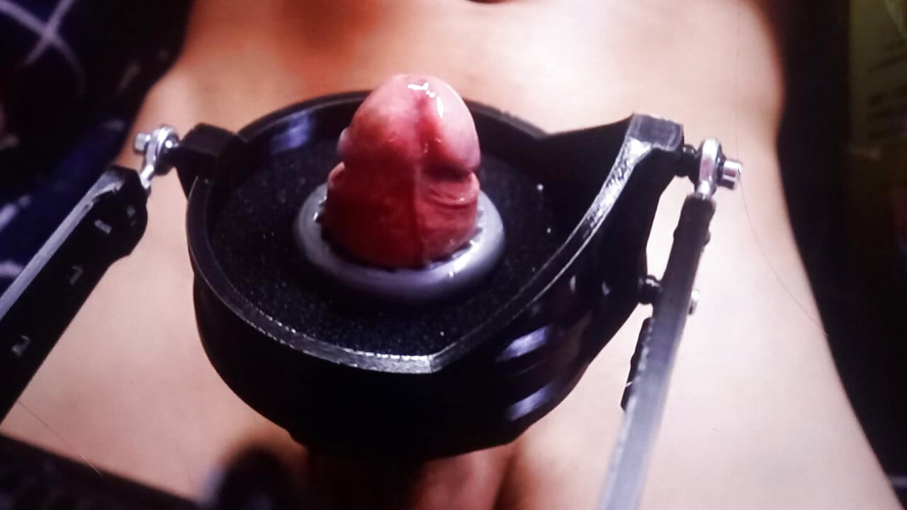 Arab teenager masturbates on his motorcycle