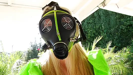 Сладкое угощение спермой для сексуальной Katie Summers