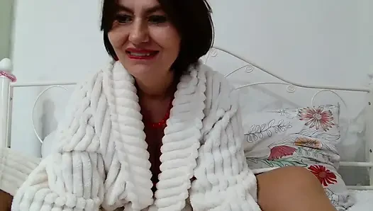 Busty with ripped pantyhose cumshot