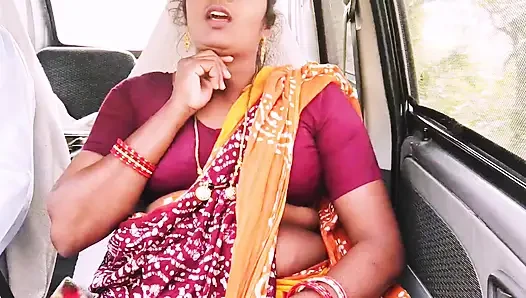 Car sex.desi üvey anne ve üvey oğlu sikişmek için uzun sürüyor. Telugu edepsizce konuşuyor.