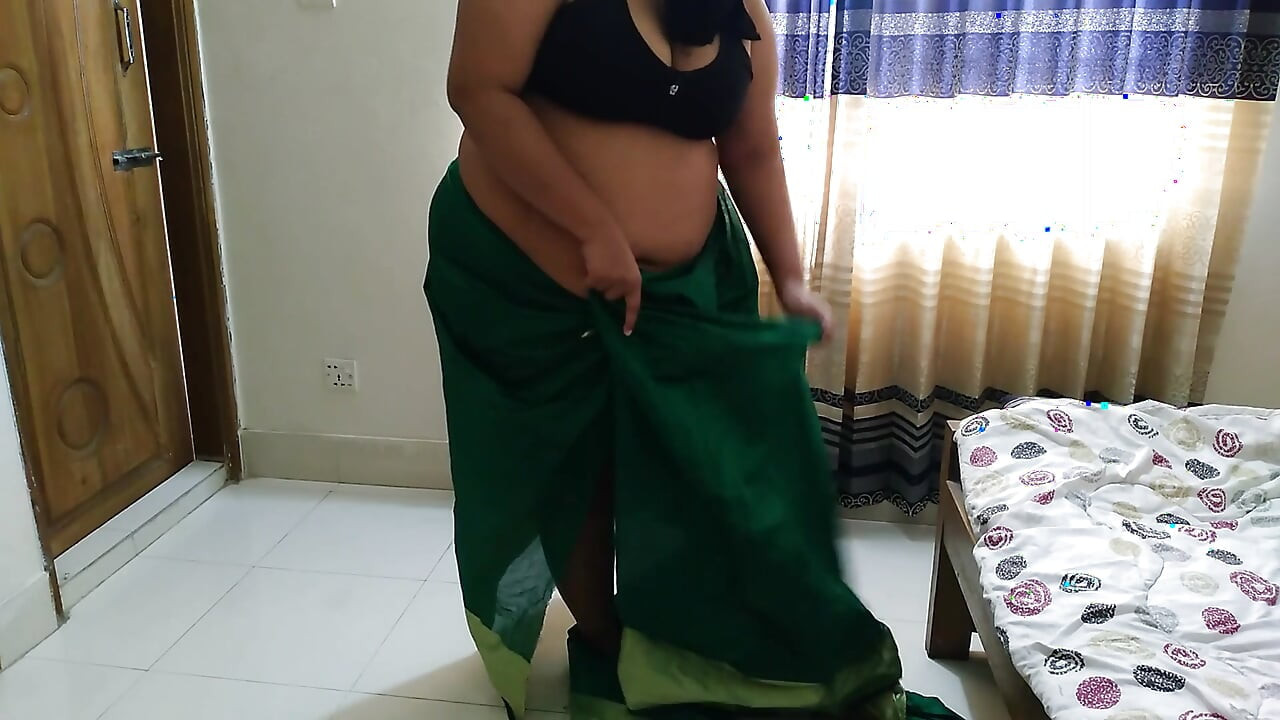 Desi Hot Depali Stepaunty Fucked by Neighbor While Cleaning House