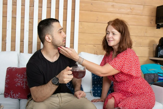 Mature4k. вы можете найти по-настоящему большой лес в маленьком лесу