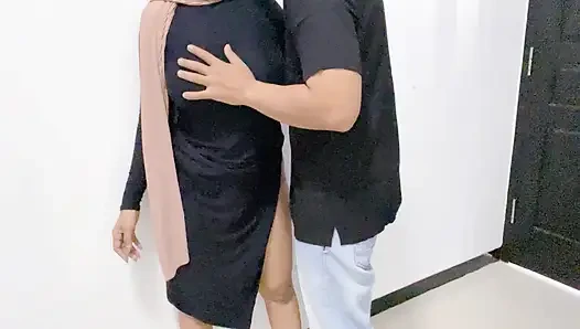 Seduced by my friend's sexy mom