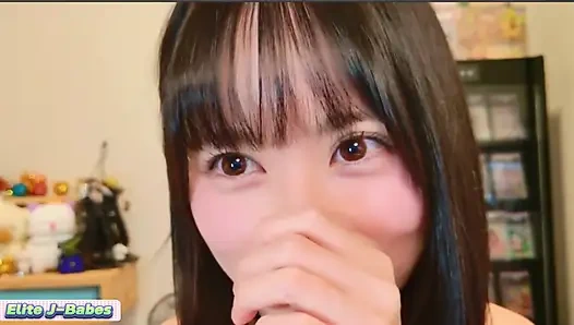 Gestreifte outfit-auswahl, volles gesicht zeigen, ausgewähltes casting ohne blur angezeigt vol1