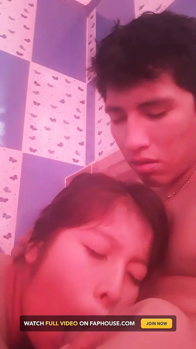 18 Year Old Sucking Cock for the First Time