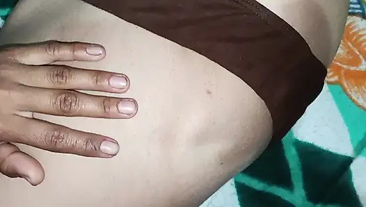 Ibu tiri yang terhormat! Apakah kamu siap malam ini untuk ngentot habis-habisan dan crot di mulut