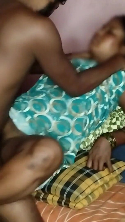 Must-share moment from "Kanpur Wali Bhabhi Jabardast Chudae Kiya Maja Aya"