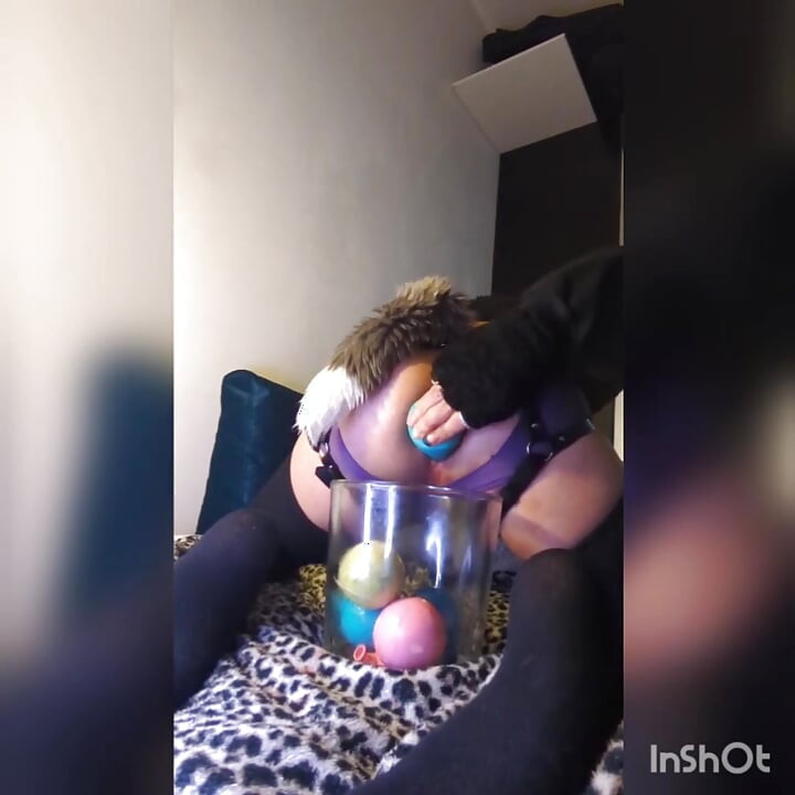 Male slut gaping with toys