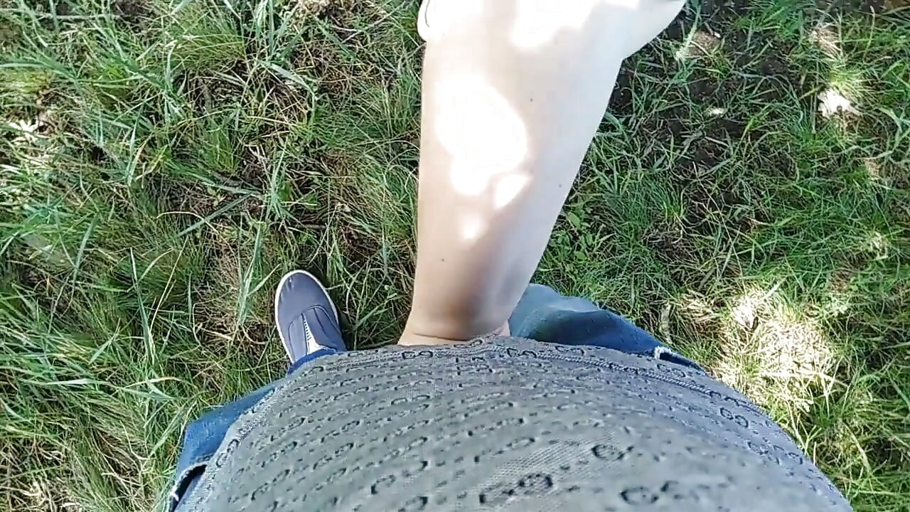 Blowjob und sex in einem park