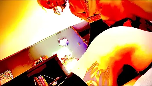 Istri nakal pengen dientot sama kontol besar