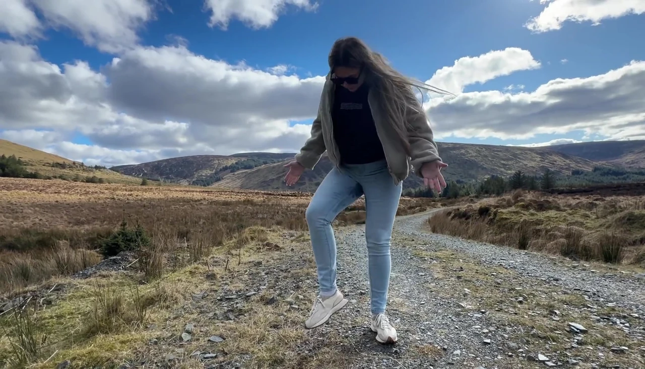 Emergency While Walking on the Public Trail but Had to Wet My Jeans