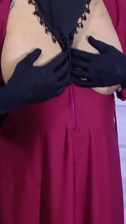 Horny Egyptian Stepmom Fucks Her 18 Years Old Stepson | Clip 1