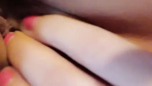 Temanku suka melihat ini