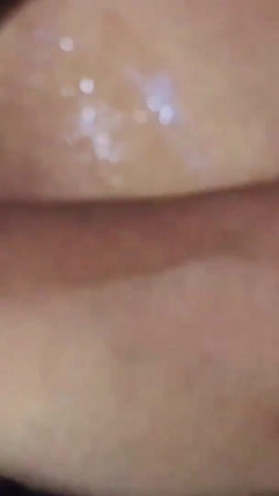 When I wait at the bed she came and give hard blow | Clip 1