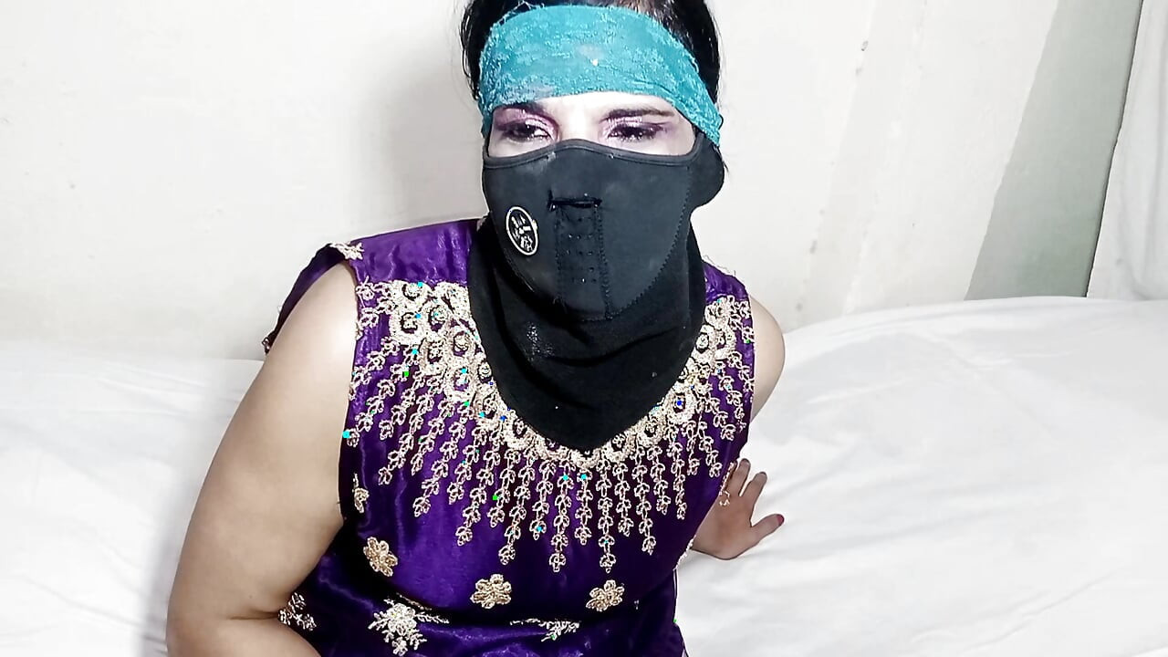 Anal hardsex in Clear Hindi talking, Simran got Rahul's Big Dick in Big ass hot desi fuck