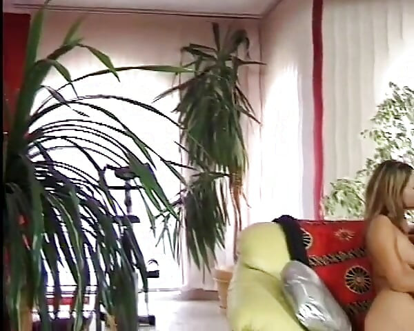 Angelica Bella, Simony Diamond în scena AMORI FACILI 05