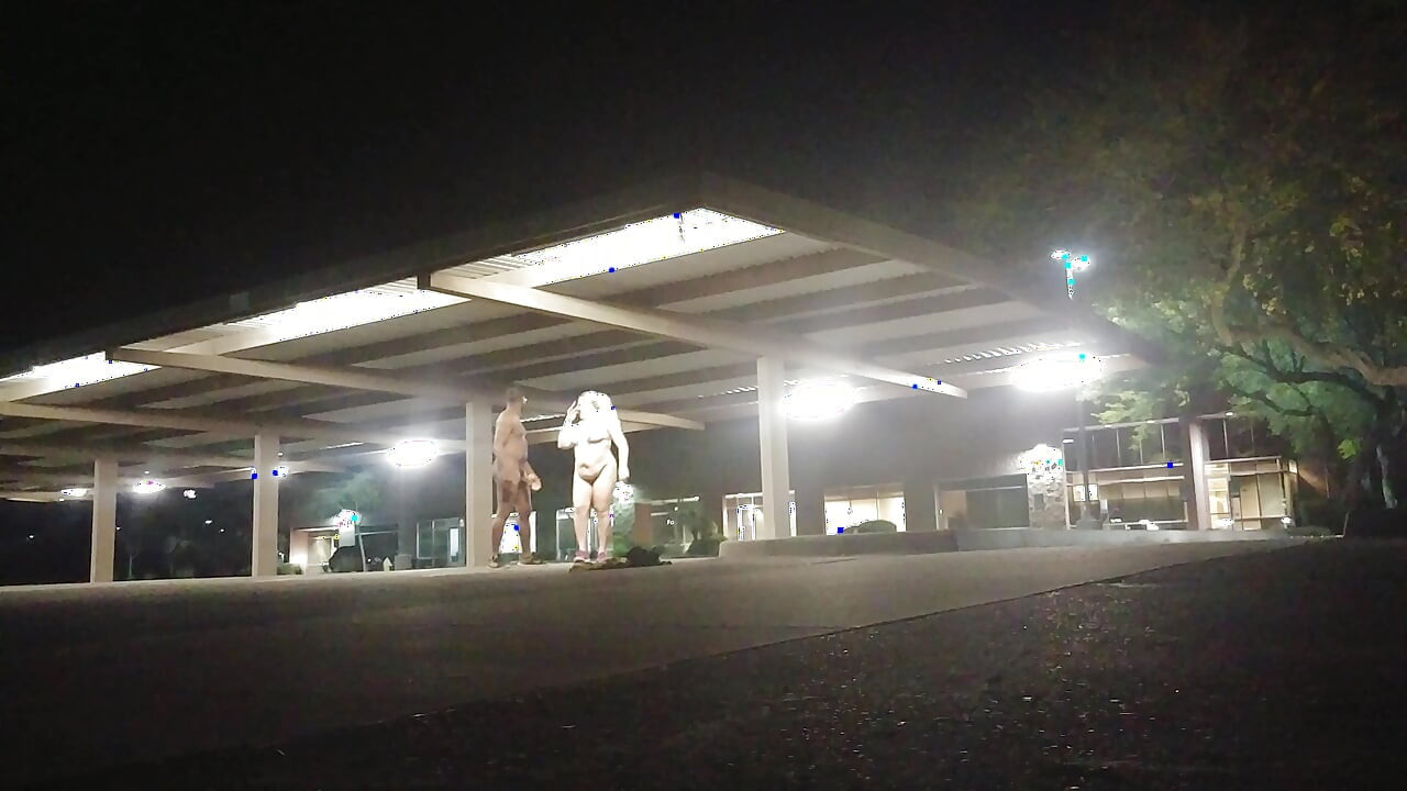 Risky sex in an empty parking lot!