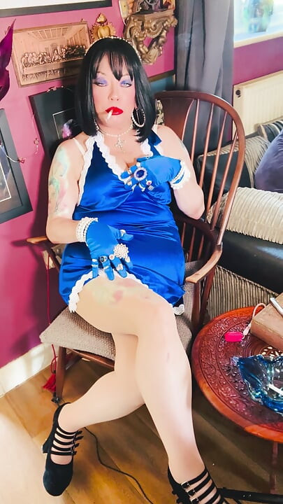 Tina Snua Chain Smokes 2 Cork Cigarettes In Satin With Gloves & Jewellery! - British Mature Smoking Smoker