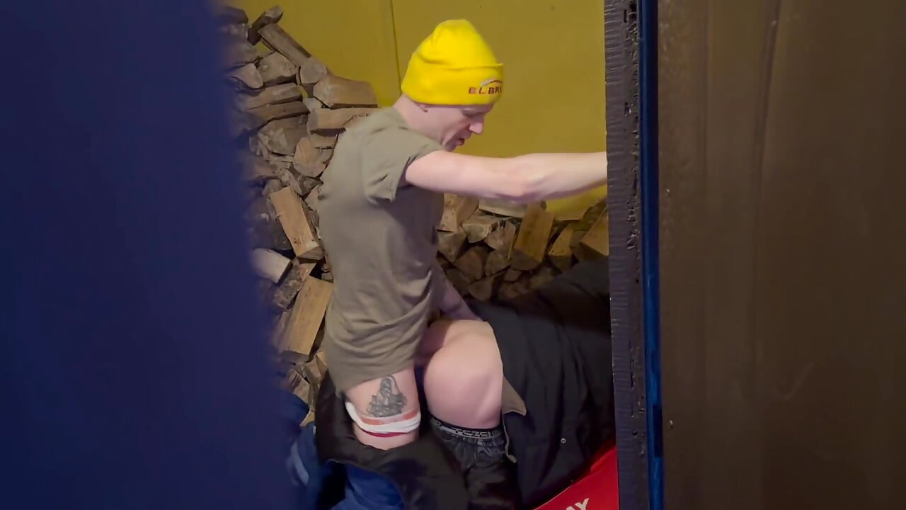 455 Twinks Fuck in the Barn in Winter, and Stepdad Spies on Them