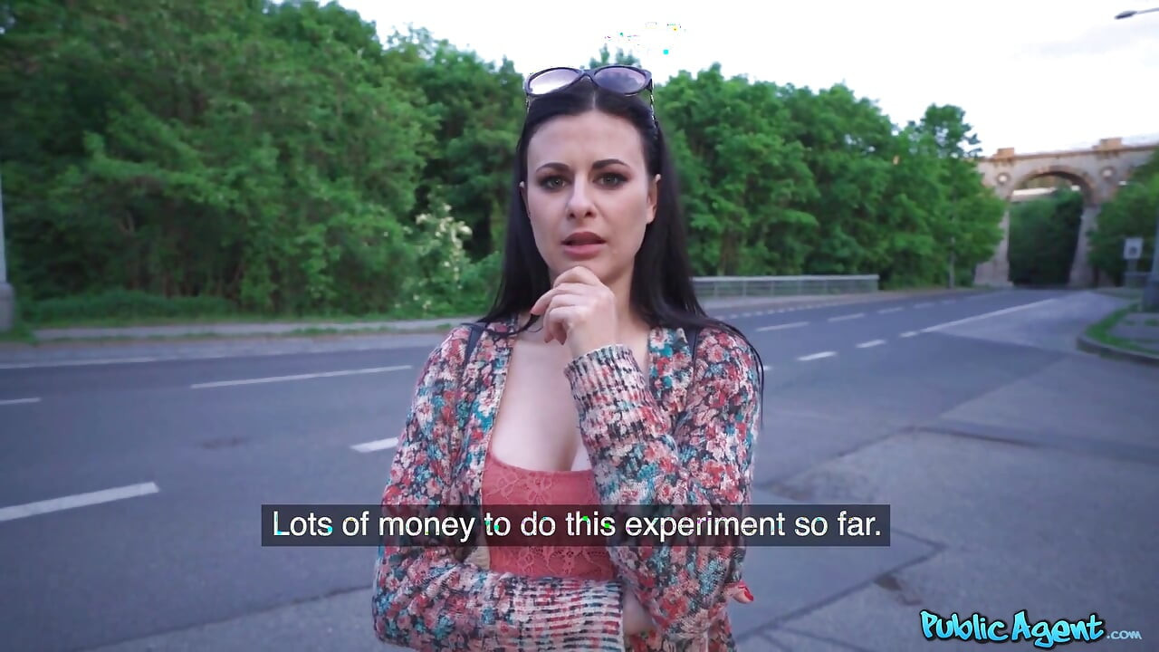 Public Agent - Dark-haired Beauty Billie Star Sucks Dick for Cash