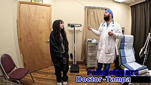 Dr Tampa - Alice Roses ilk jinekolog muayenesi