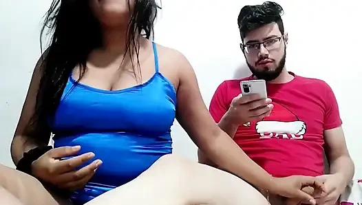 Keşke üvey annem üvey kızını odasında siktiğimi öğrenmeseydim