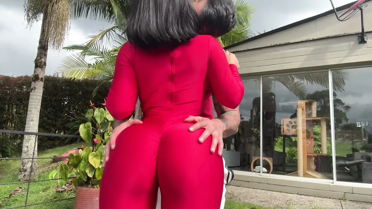 Perfect Body Yoga Student Ends up Bouncing Her Delicious Ass on the Instructor's Cock Her Husband Hired Her