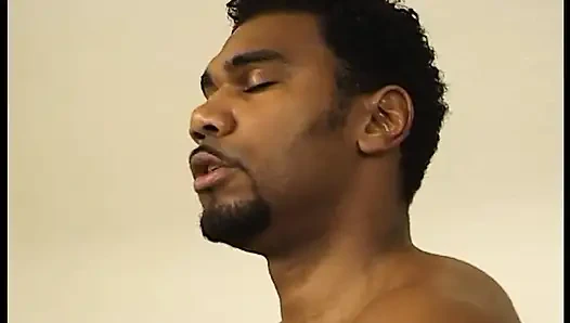 Возбужденная бабушка отсасывает и дрючит член черного мужика