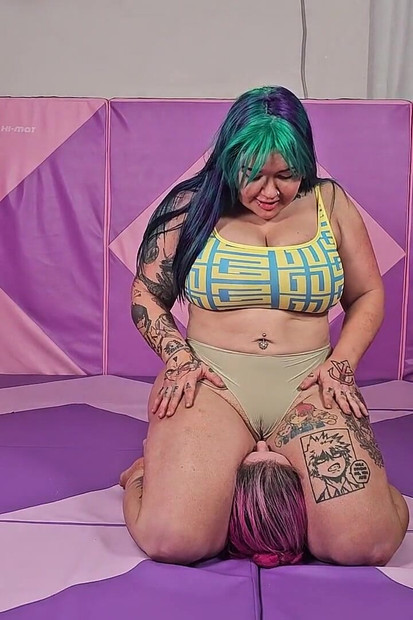 Gia Love ve küçük öfkeyle yüze oturma