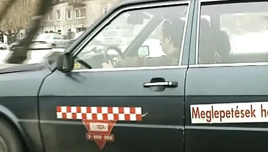 Горячие немецкие крошки наслаждаются анальной оргией незадолго до гонки Motogp