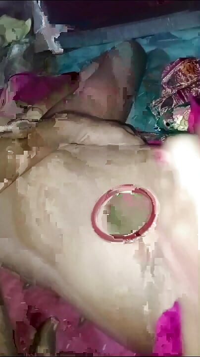 Desi bhabhi ki chudai viral MMS