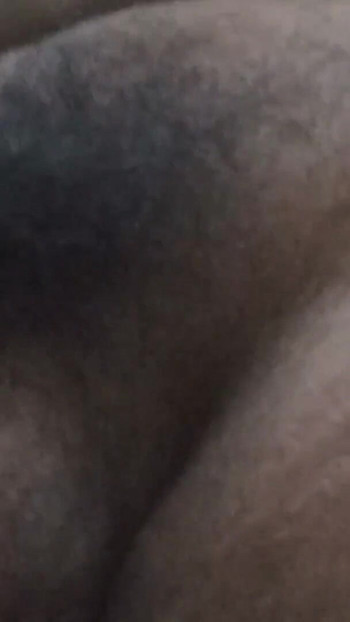 Silný okamžik z "Švagrová udělal švagrovou klisnu a ošukal ji ve vesnickém domě sexy video"