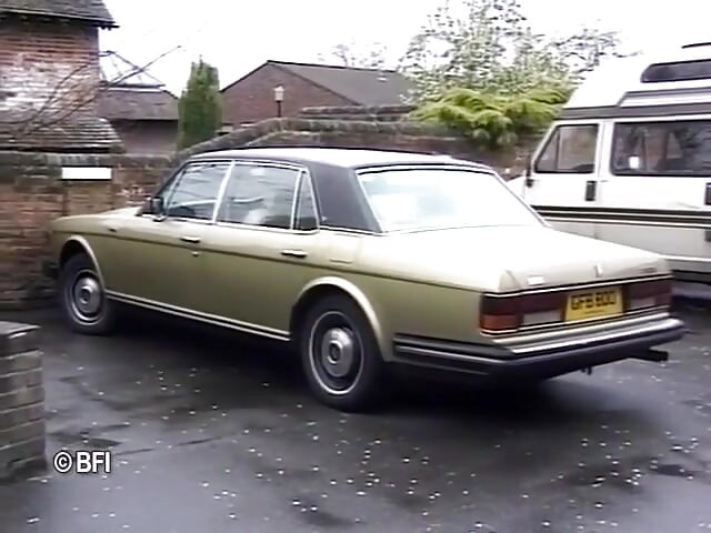 Xkiss - Mc war auf der straße, teil 1.  2 szenen in 1