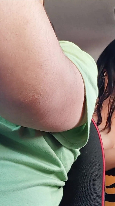 My BBW Passenger Shows Me Her Tits in the Taxi - Uber