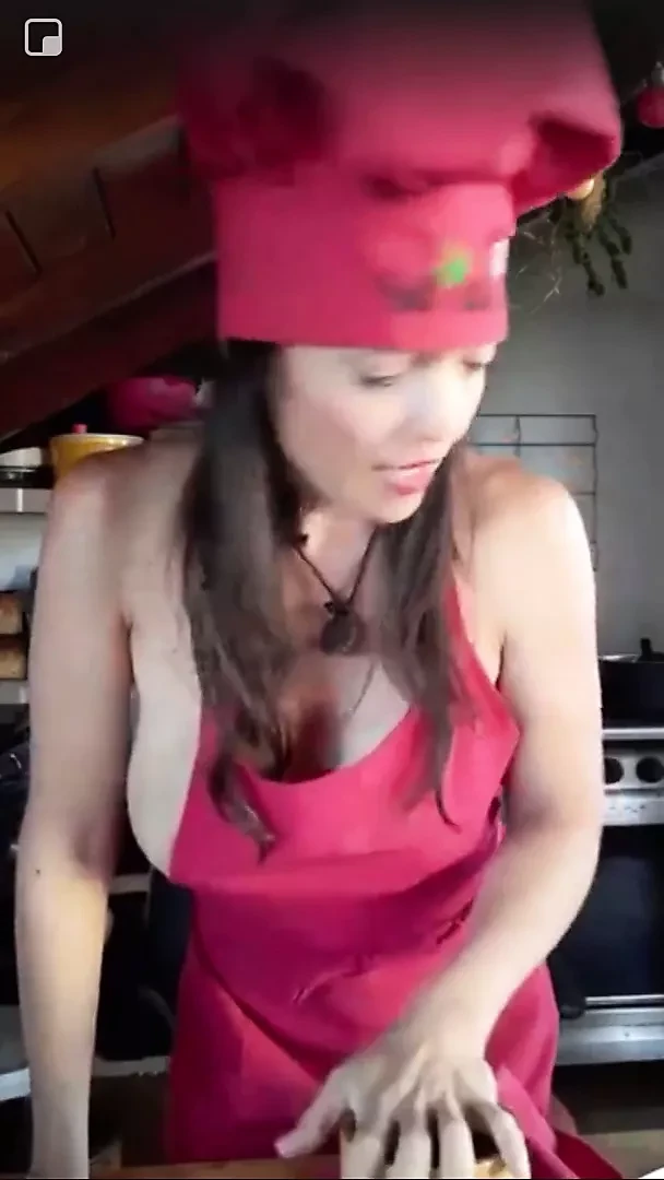 Braless big titted Talita the chef 8