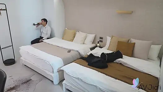 Xian’erai Enjoys Passionate Sex with Her Long Distance Lover