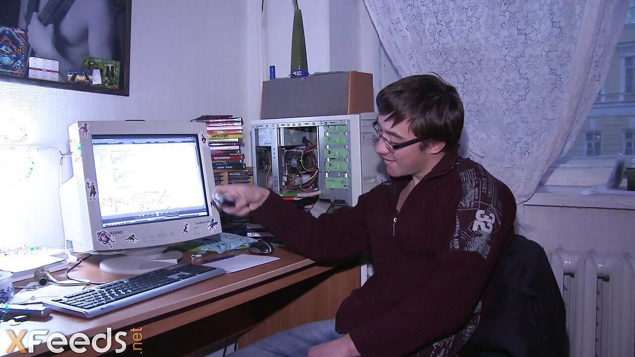 Pretty girl analyzed in the dorm