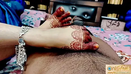 Suami banci pecinta kaki