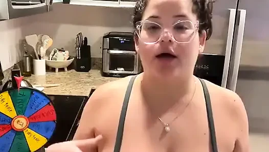 Dani Valentina ile canlı yayın