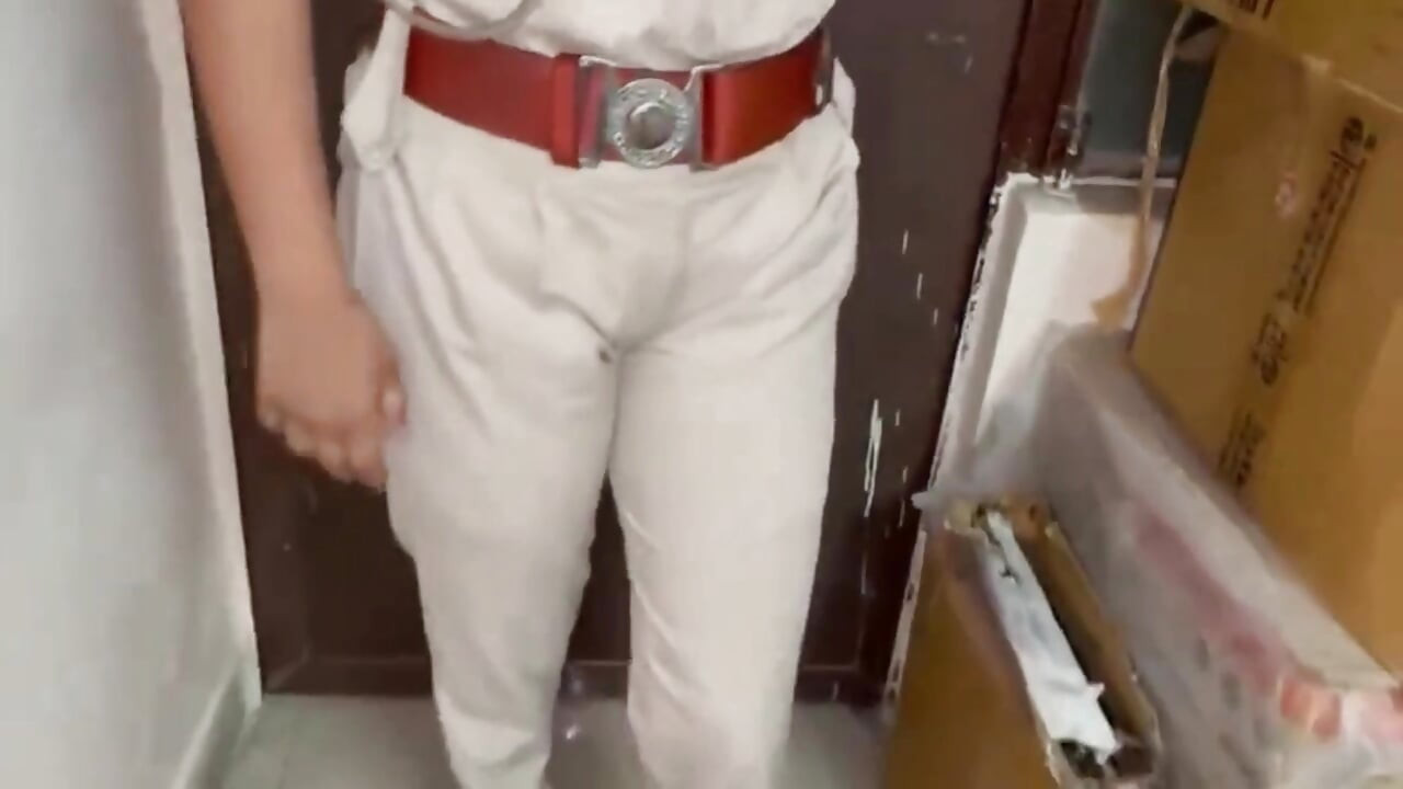 woman with a servant in police station