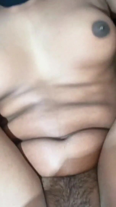 Traigo a una colegiala a casa y se folla a su colegiala con el hermanastro doloroso - parte 1 | Clip 1