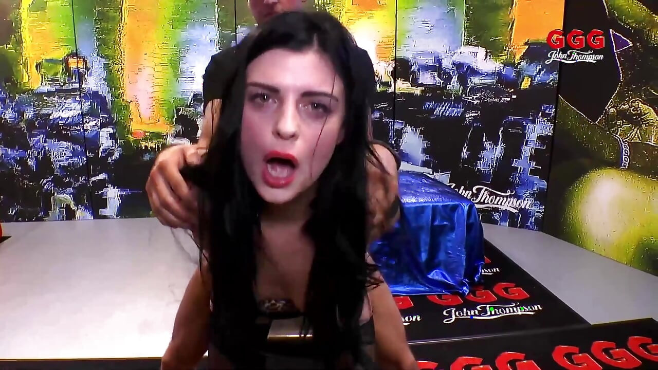 Ggg - 수줍고 발정난 딥쓰롯 모험