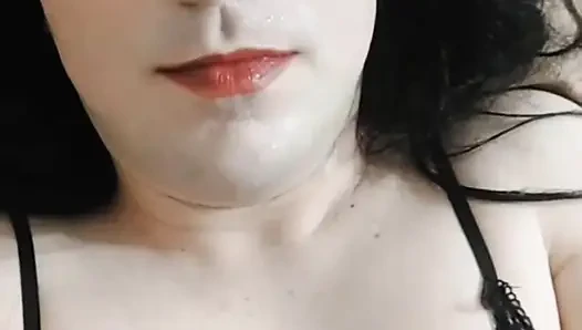 Beyaz gotik kadın egemen genç kadın kılıklı travesti
