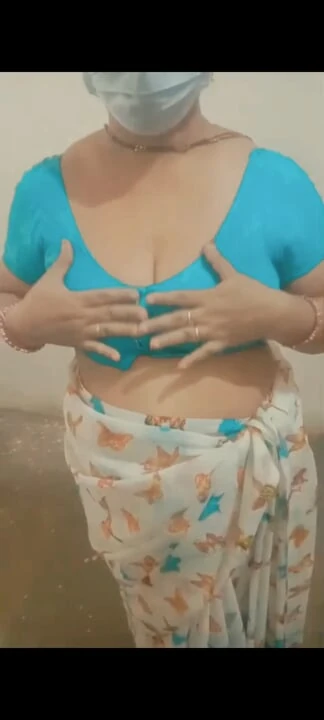 Anal sex+ aunty pussy gum inside
