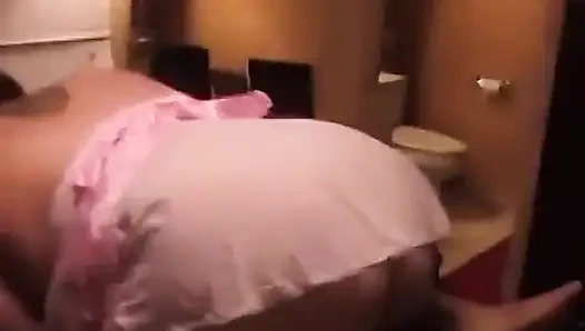 BBW gassenkatze bekommt einen nassen creampie von will