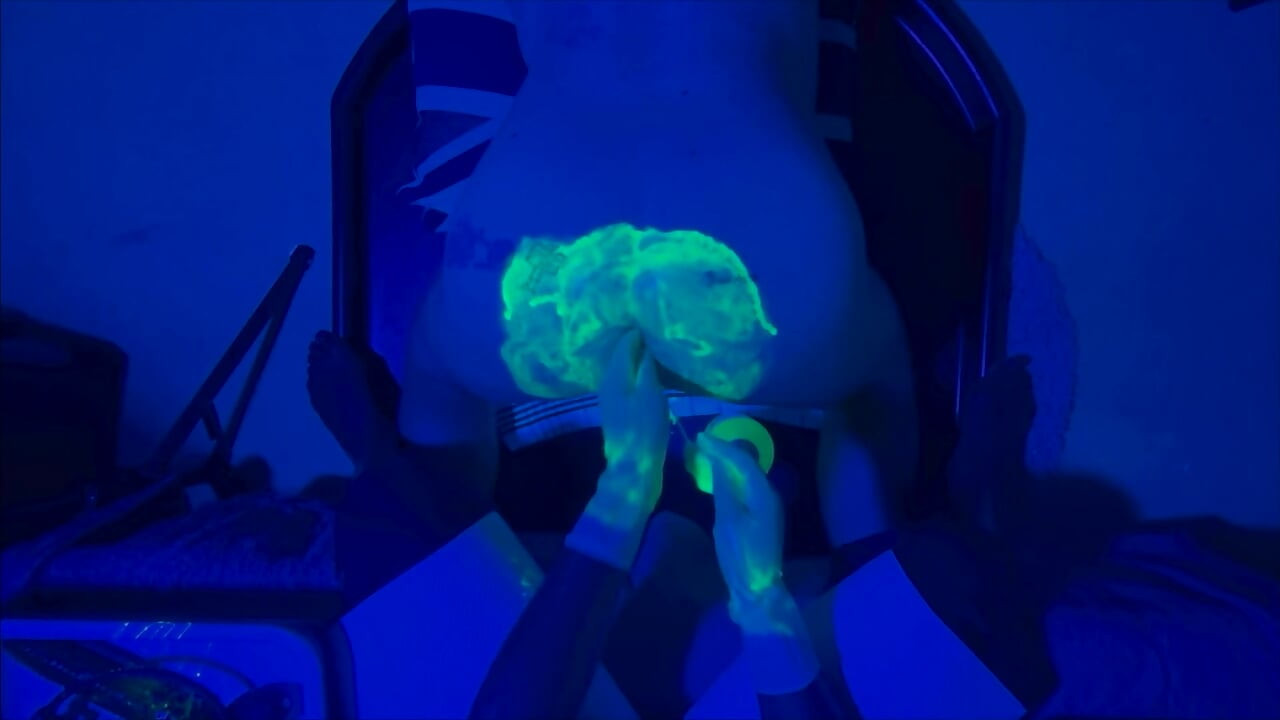 Ultraviolet anal punishment