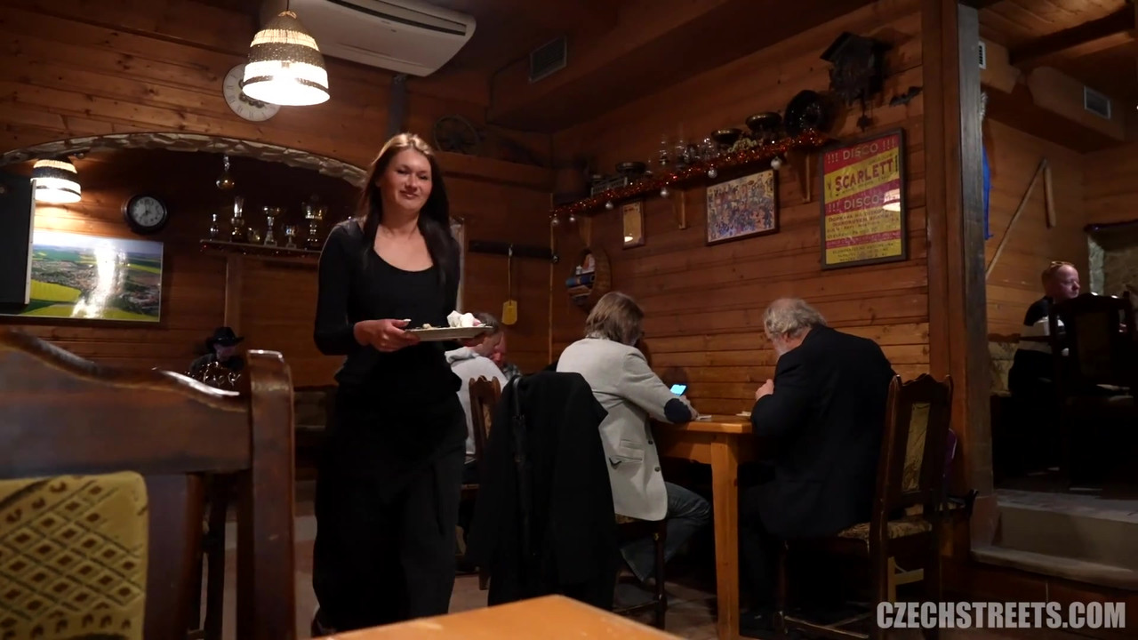 Czech Streets - 圣尼古拉斯群交派对