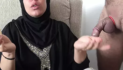 Горячая тунисская жена куколда в Тунисе