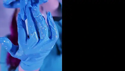 Любовь к медицинским перчаткам только для тебя